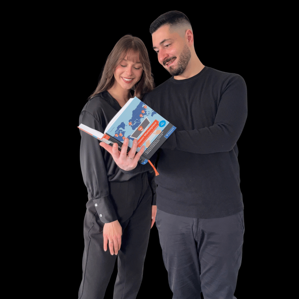 Gründer der Online Marketing Agentur HAI Strategies mit Fachbuch